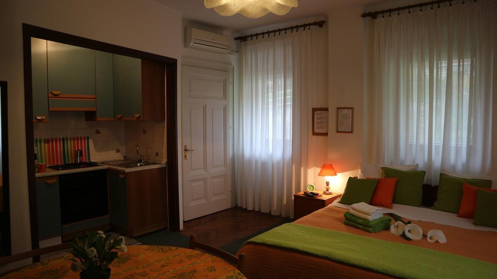 Apartments Ines Komel Abbázia Kültér fotó